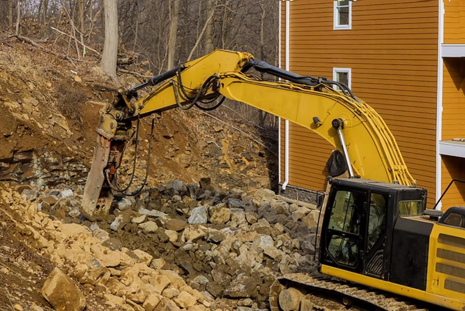 Rock Distribution Brise Roche Hydraulique Apt Reparateur Qualifie De Brise Roches